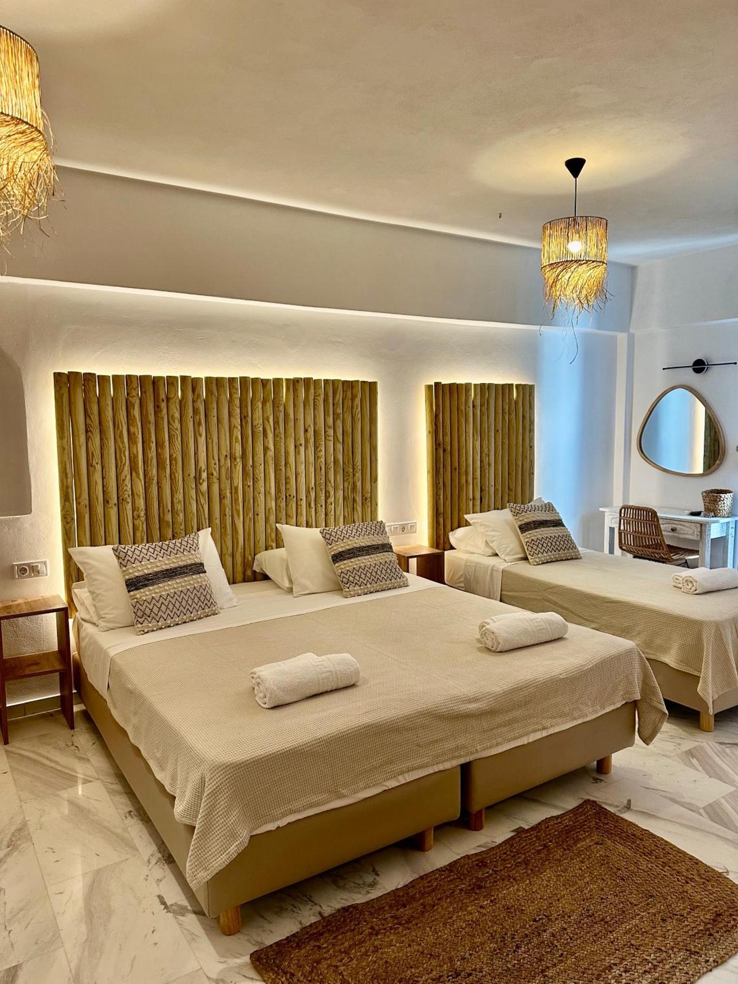 Athina Rooms - Lounge Apartments Páros Eksteriør bilde